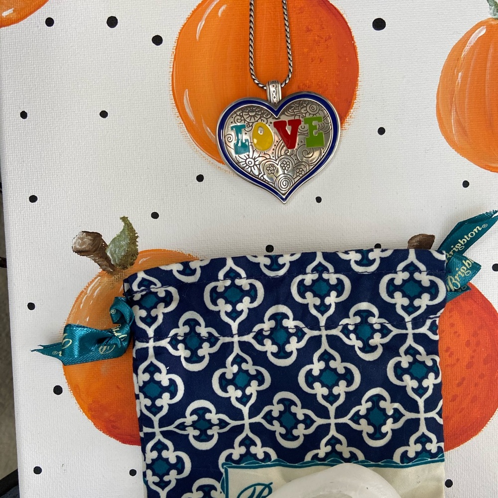 Brighton free love necklace